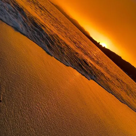 Appartement Superbe T2 A 150m Des Plages De Les Pins